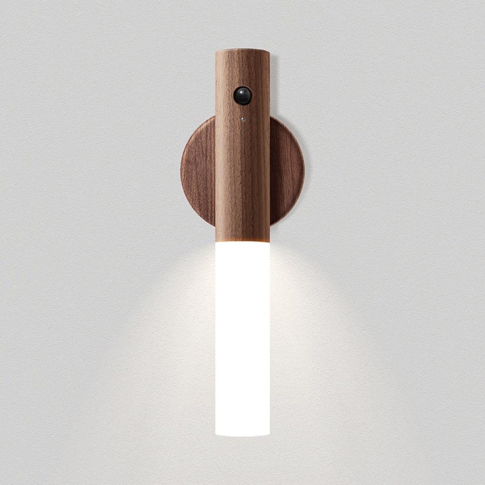 Luminária Tocha de LED com Sensor de Movimento
