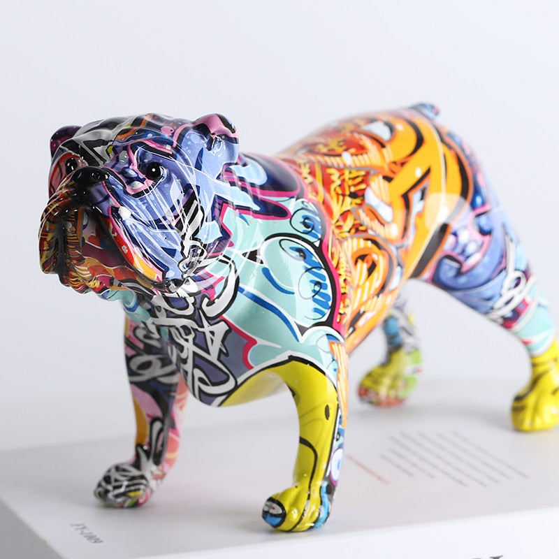 Estátua Colorida De Buldogue Inglês