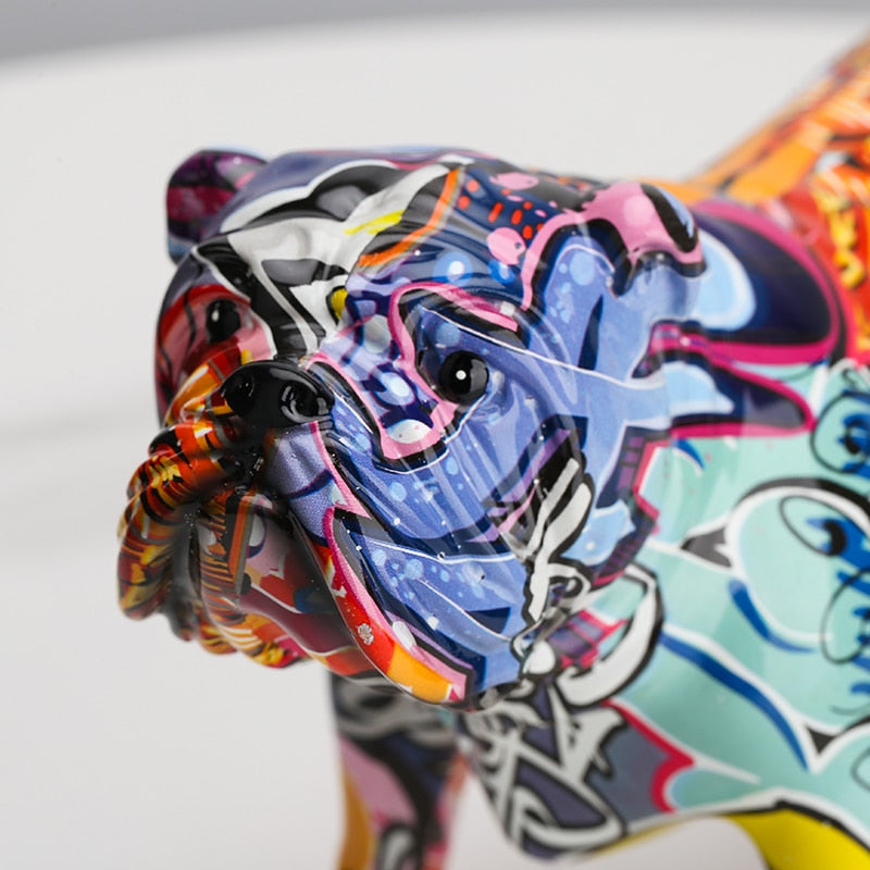 Estátua Colorida De Buldogue Inglês