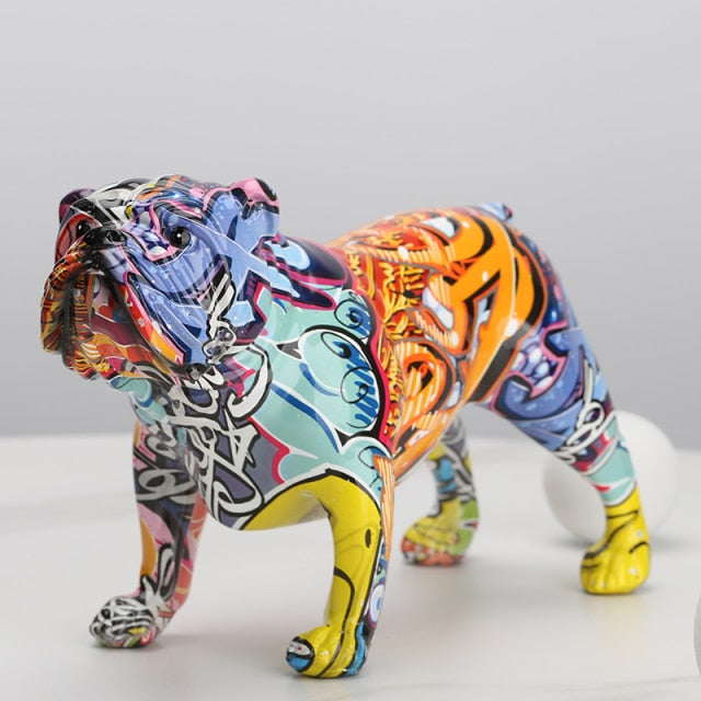 Estátua Colorida De Buldogue Inglês