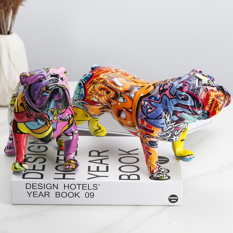Estátua Colorida De Buldogue Inglês